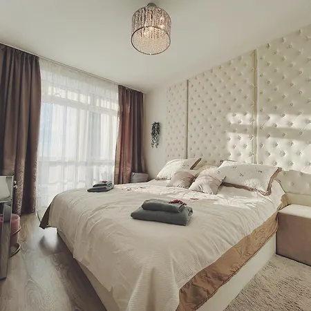 Violet Superior Apartment *